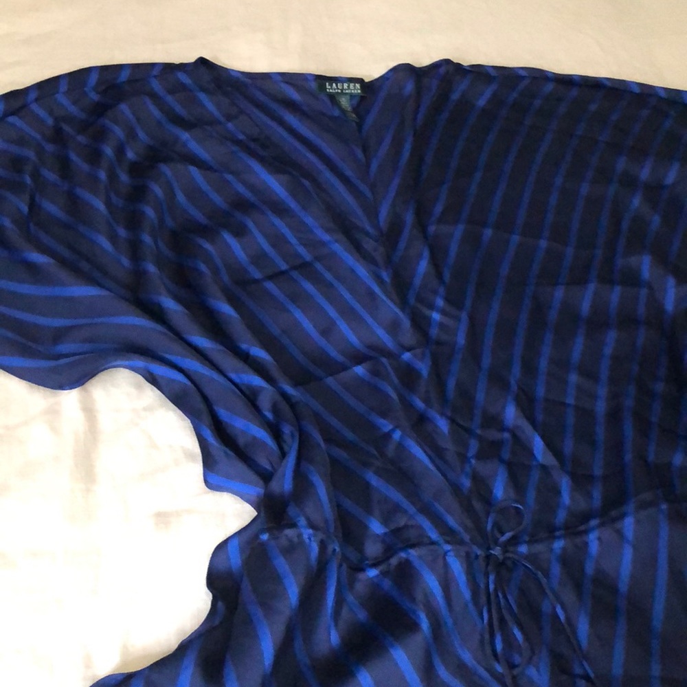 Silk top - Picture 2 of 2